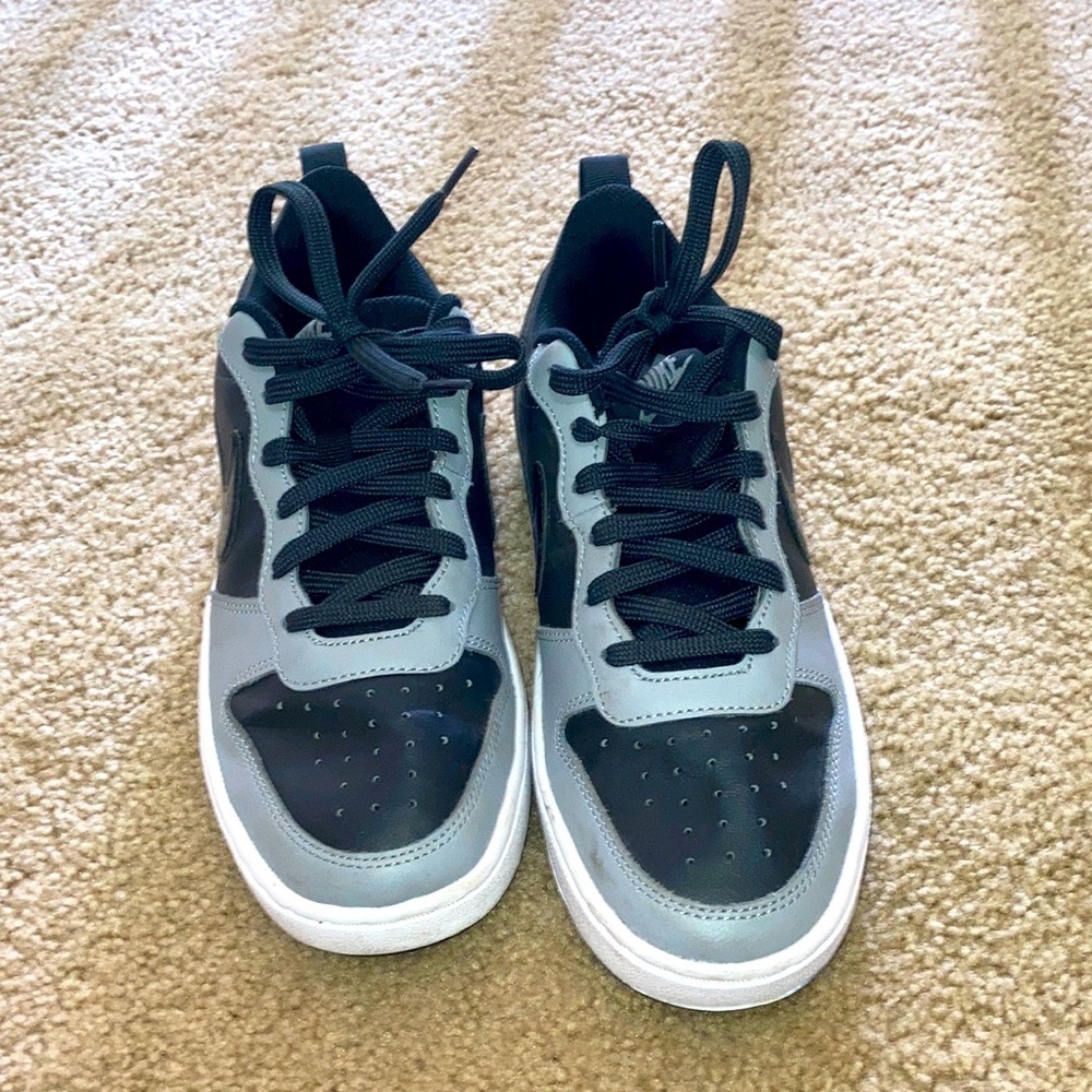 Nikey low sneakers